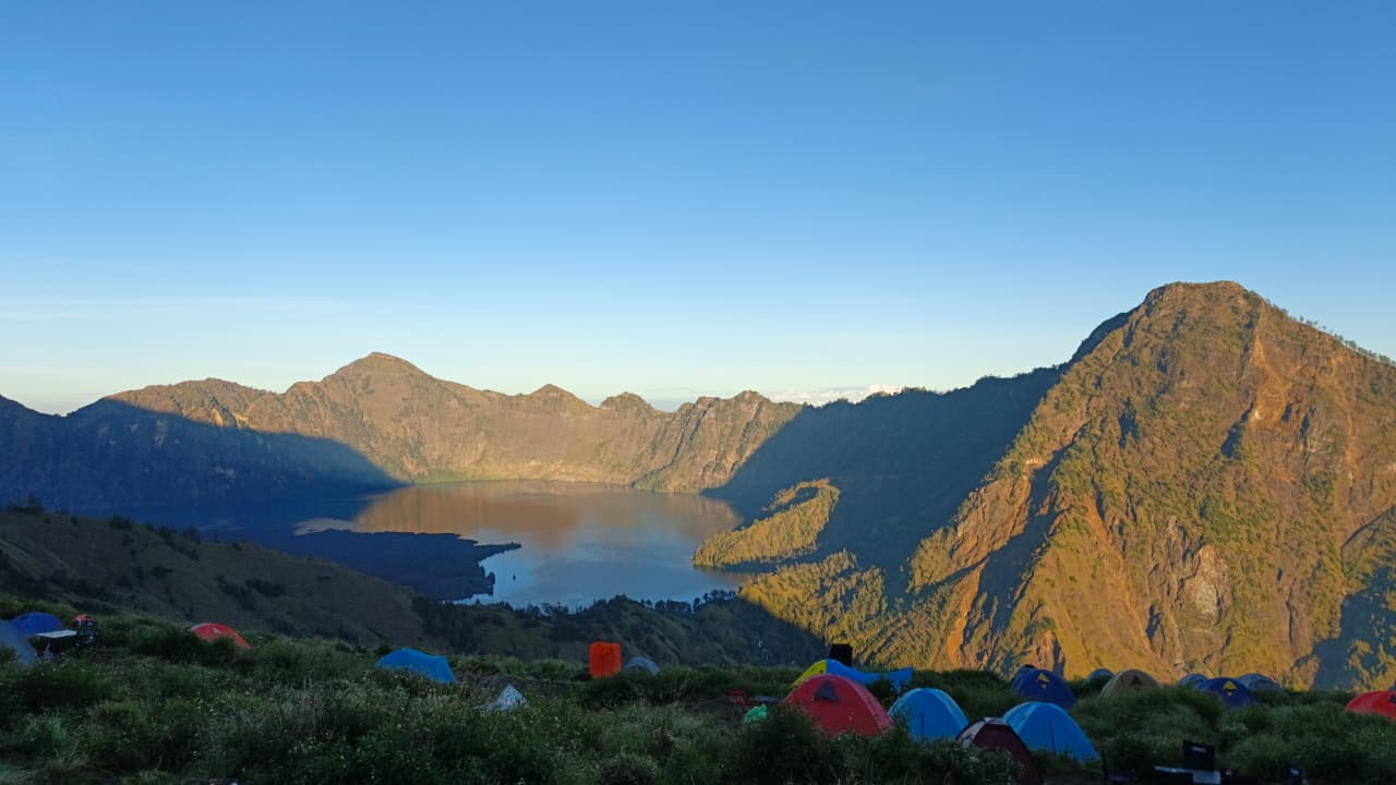 4D3N Rinjani Trekking